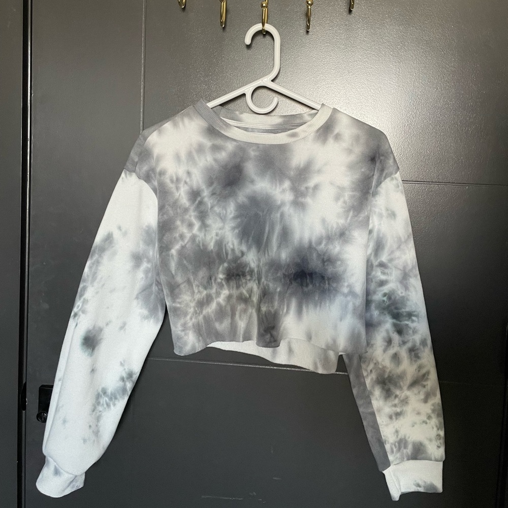 NEW tie dye cropped hoodie